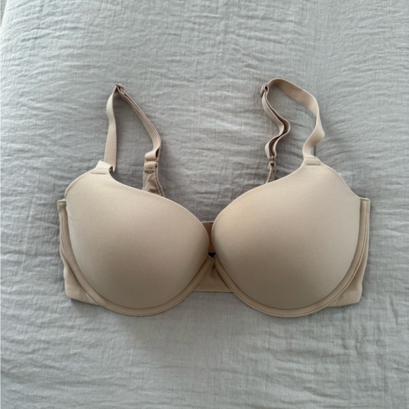 SKIMS Nude Women's Bra - Picture 1 of 3